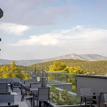 Moro Hotel