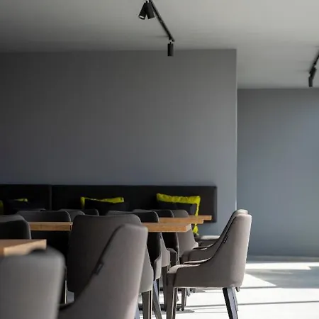 Moro Hotel 4*